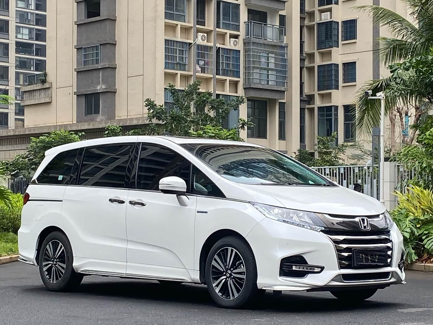 Honda Odyssey 2021 — Фото 13/18