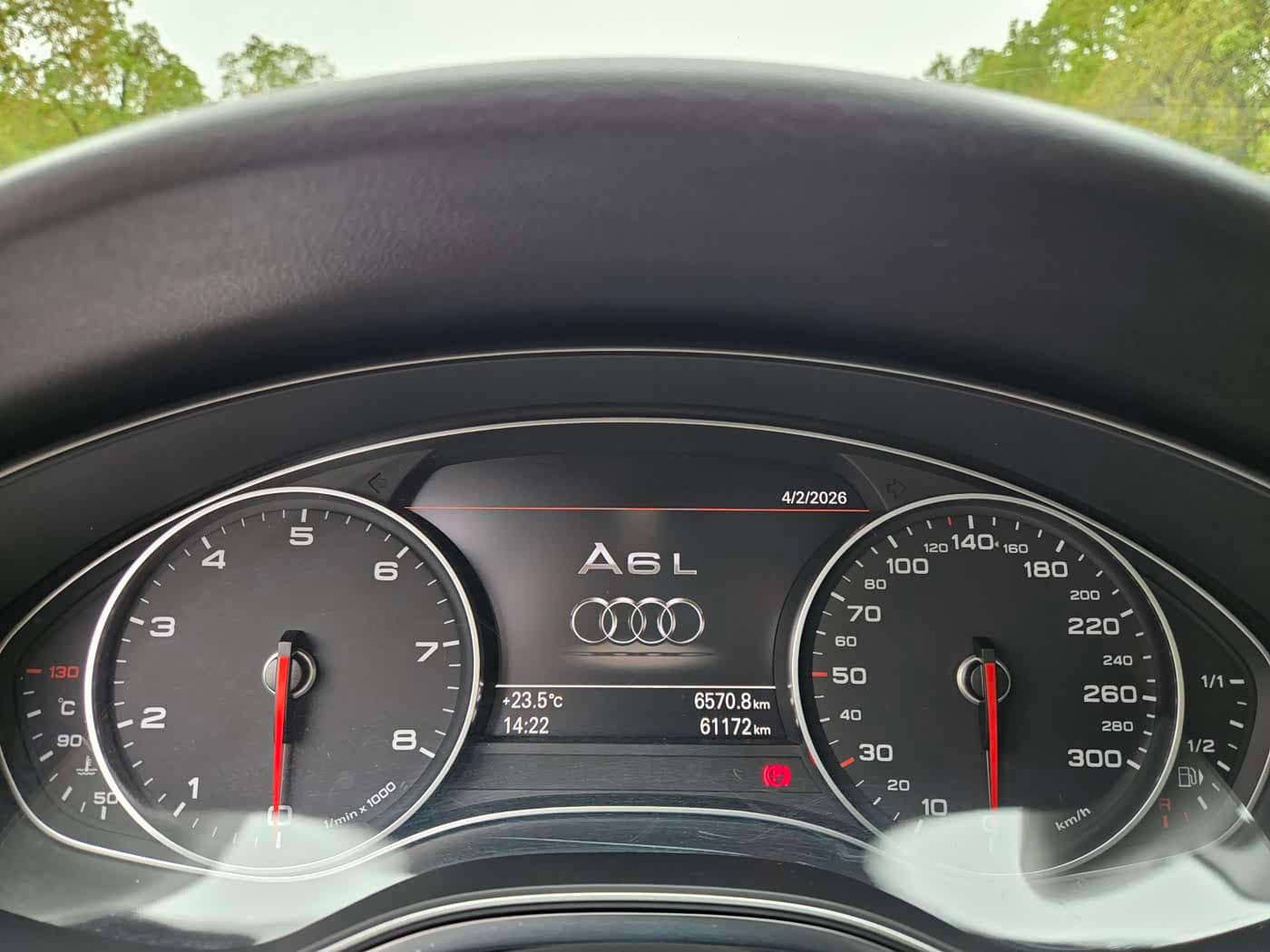 Audi A6L 2015 — Фото 12/12