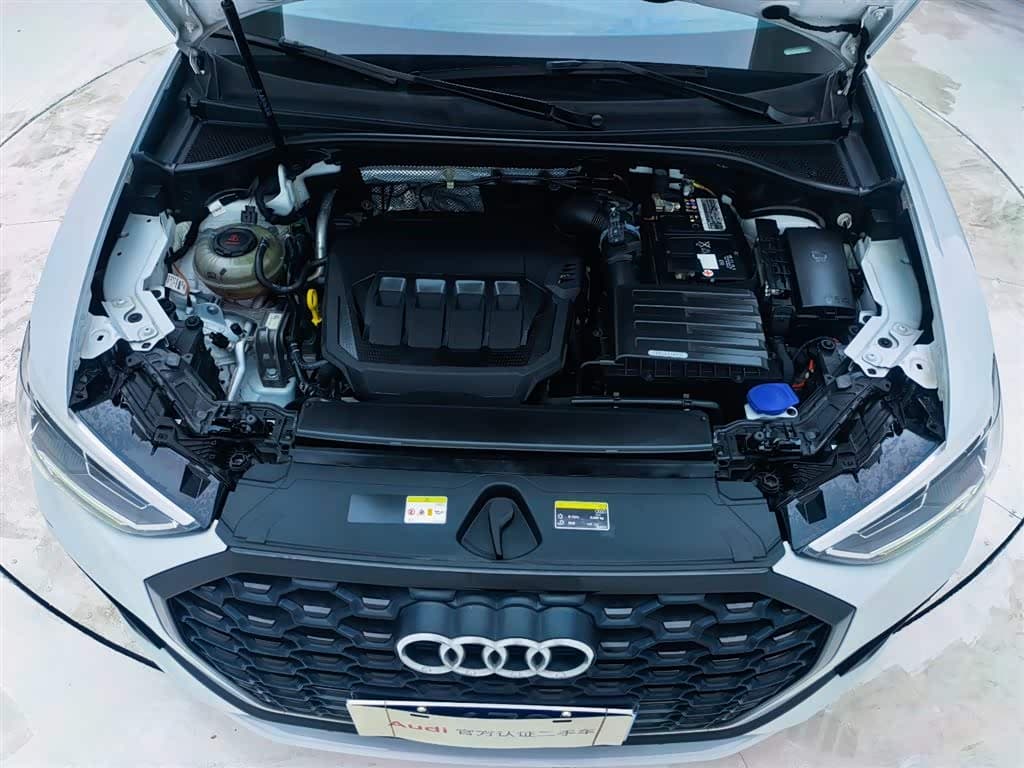 Audi Q3 Sportback 2022 — Фото 17/20