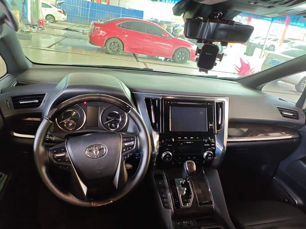 Toyota Vellfire 2020 — Фото 4/10
