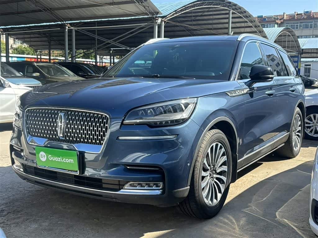 Lincoln Aviator 2019 — Фото 1/20