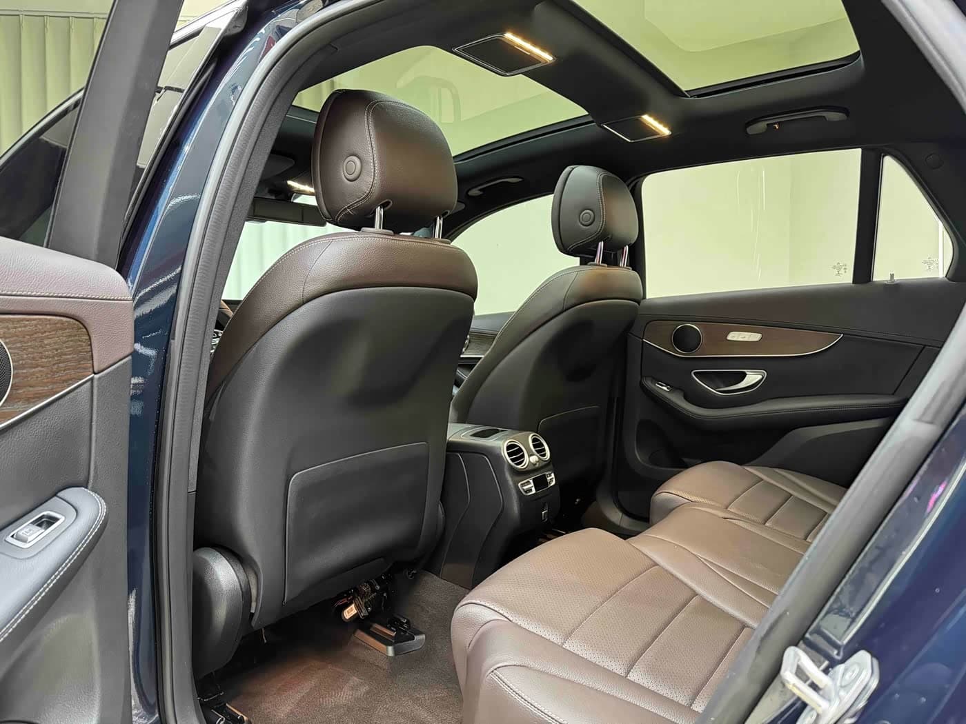 Mercedes-Benz GLC 2022 — Фото 17/20