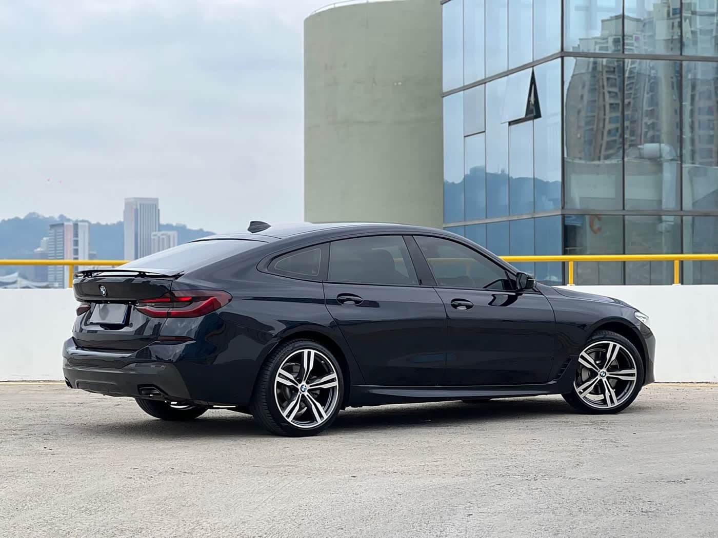 BMW 6 Series GT 2022 — Фото 6/16