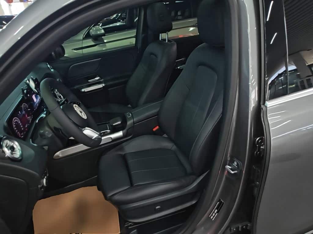 Mercedes-Benz GLB 2024 — Фото 11/20