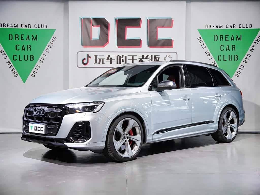Audi SQ7, 2024