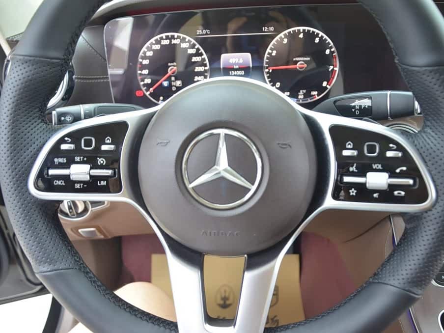 Mercedes-Benz E-Class 2020 — Фото 8/15