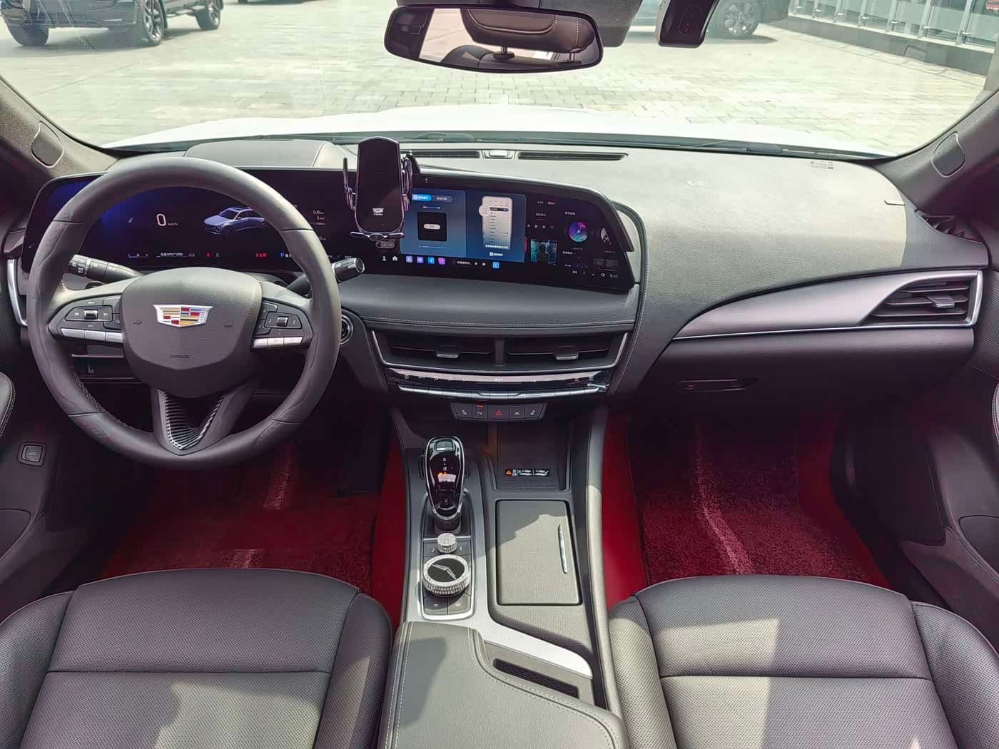 Cadillac CT5 2025 — Фото 17/20