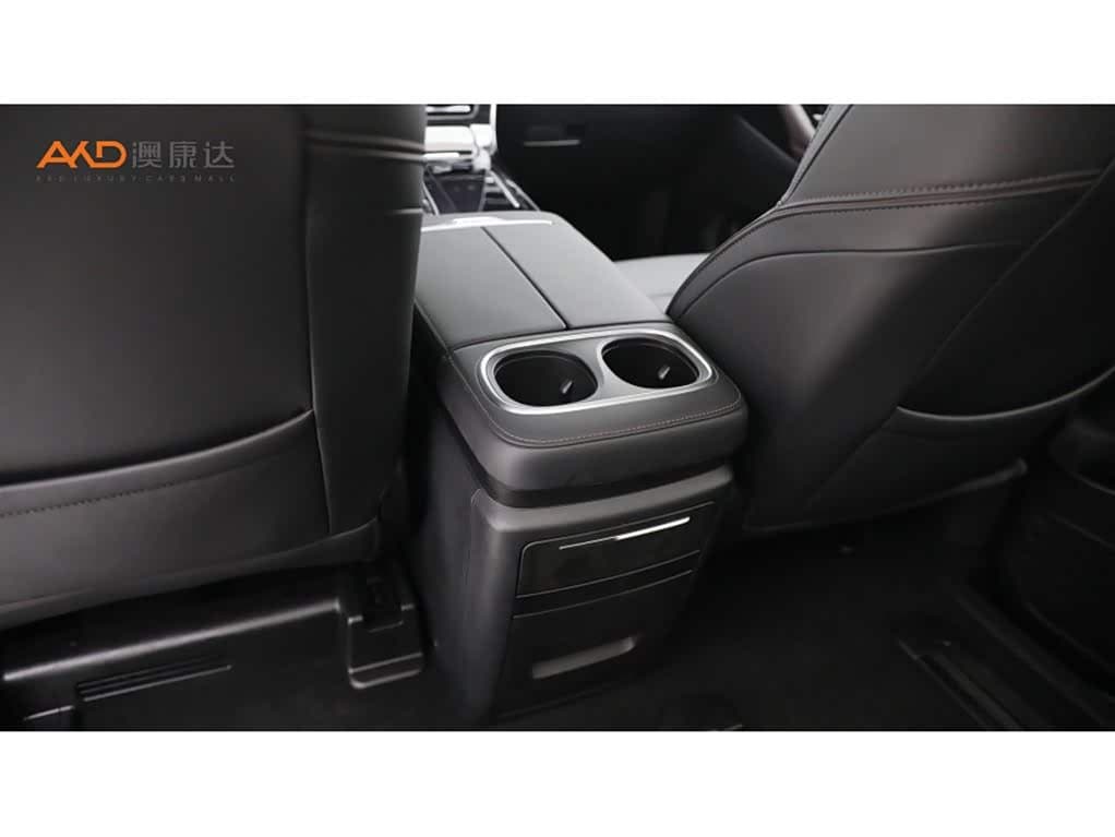 GAC Trumpchi Trumpchi M8 2025 — Фото 10/11