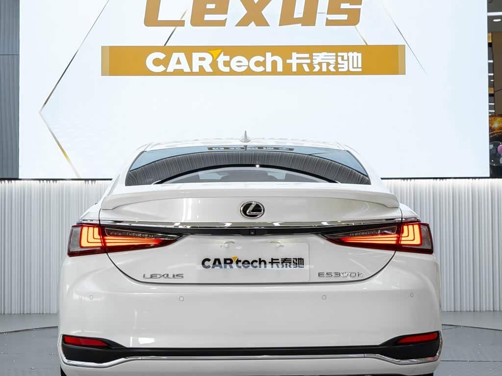 Lexus ES 2024 — Фото 5/20