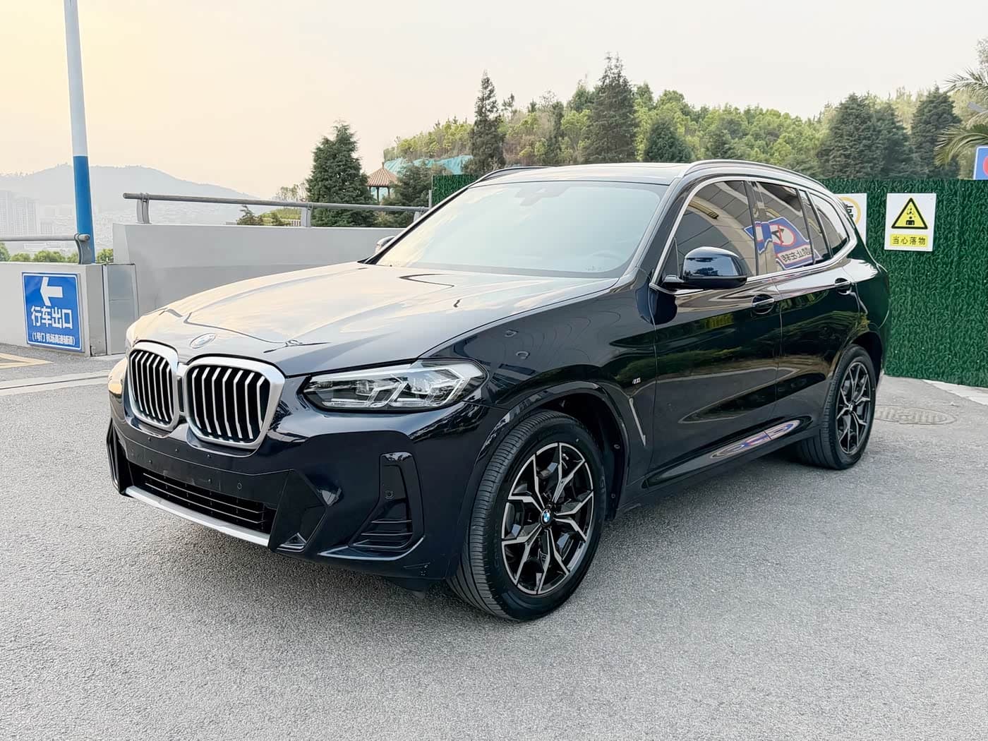 BMW X3 2021 — Фото 1/20