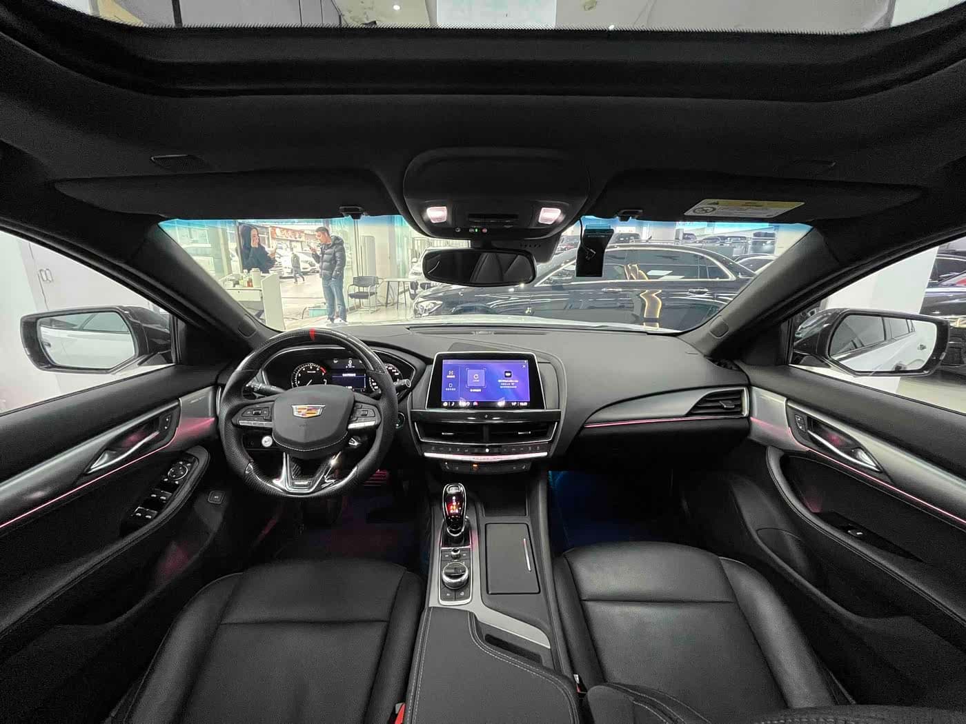 Cadillac CT5 2022 — Фото 12/20