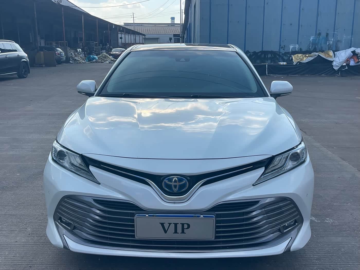 Toyota Camry 2019 — Фото 2/9