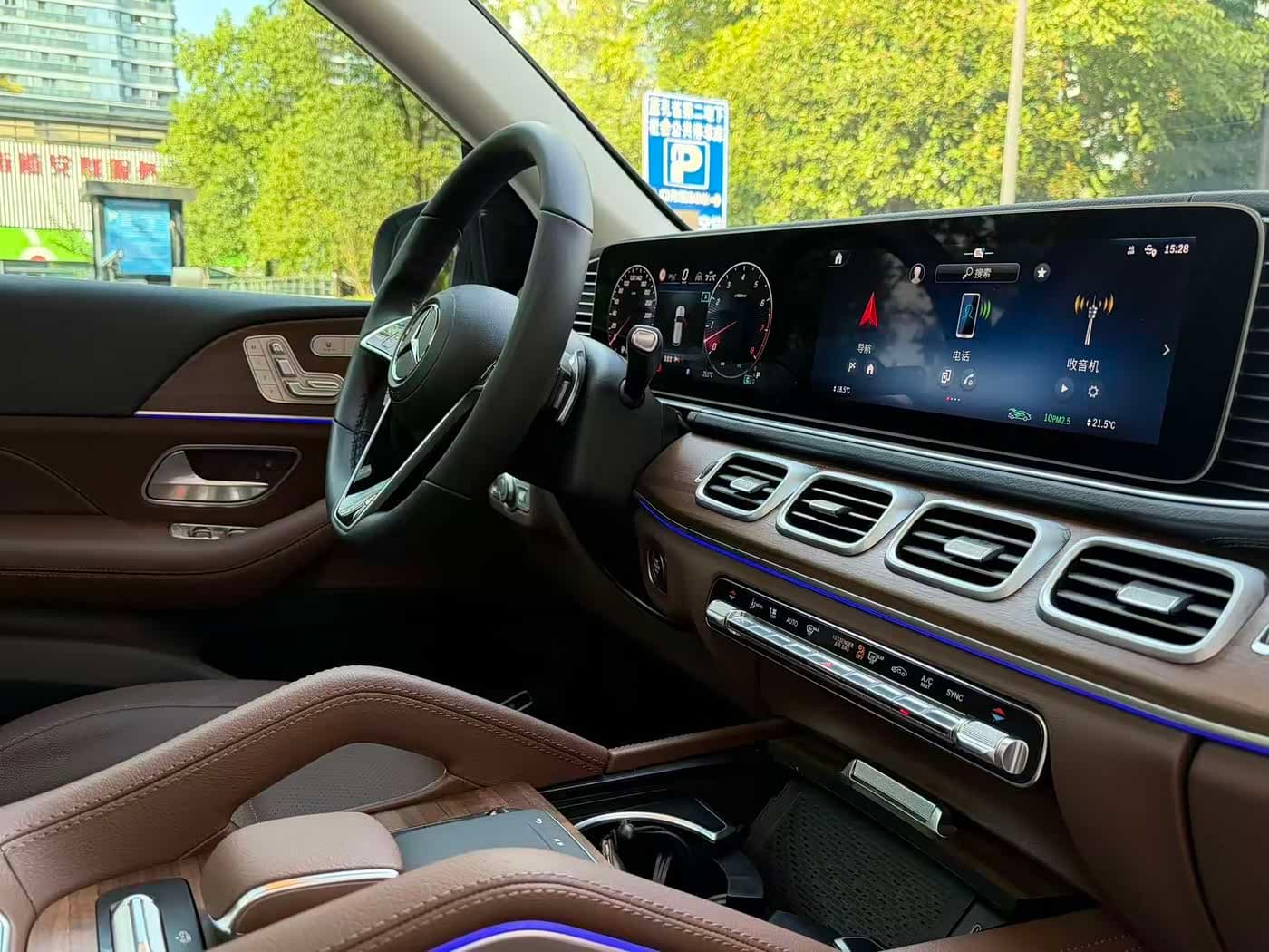 Mercedes-Benz GLE 2025 — Фото 13/17