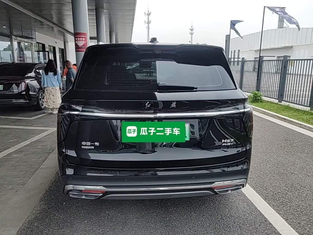 Hongqi HS7 PHEV 2024 — Фото 10/20