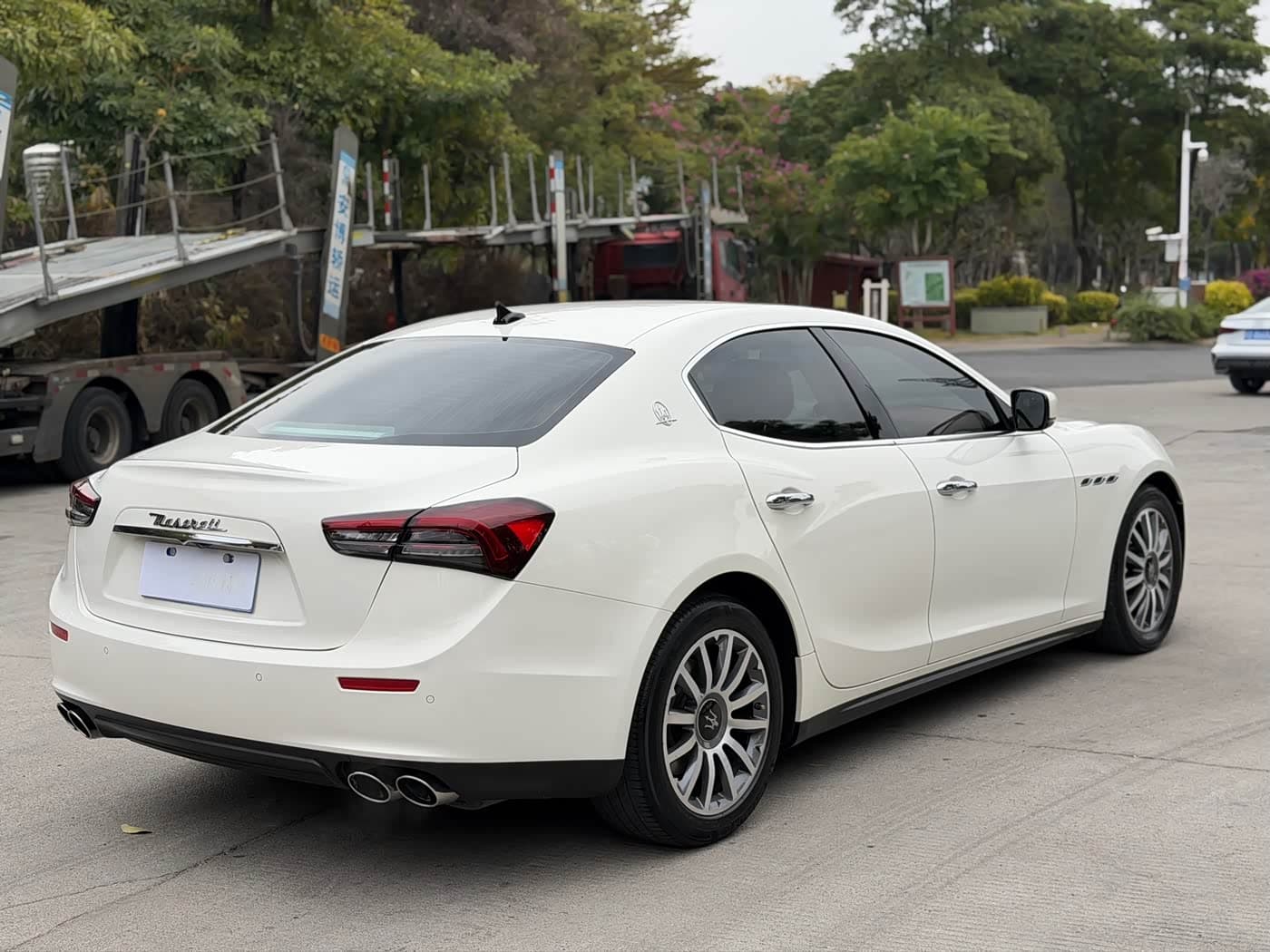 Maserati Ghibli 2015 — Фото 8/10