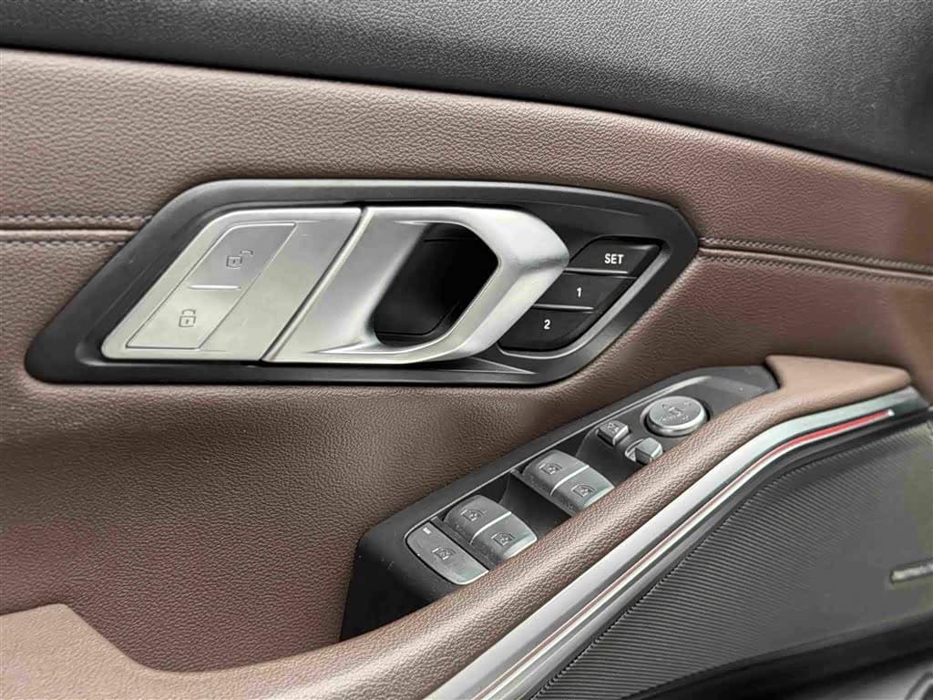 BMW 3 Series 2022 — Фото 18/20