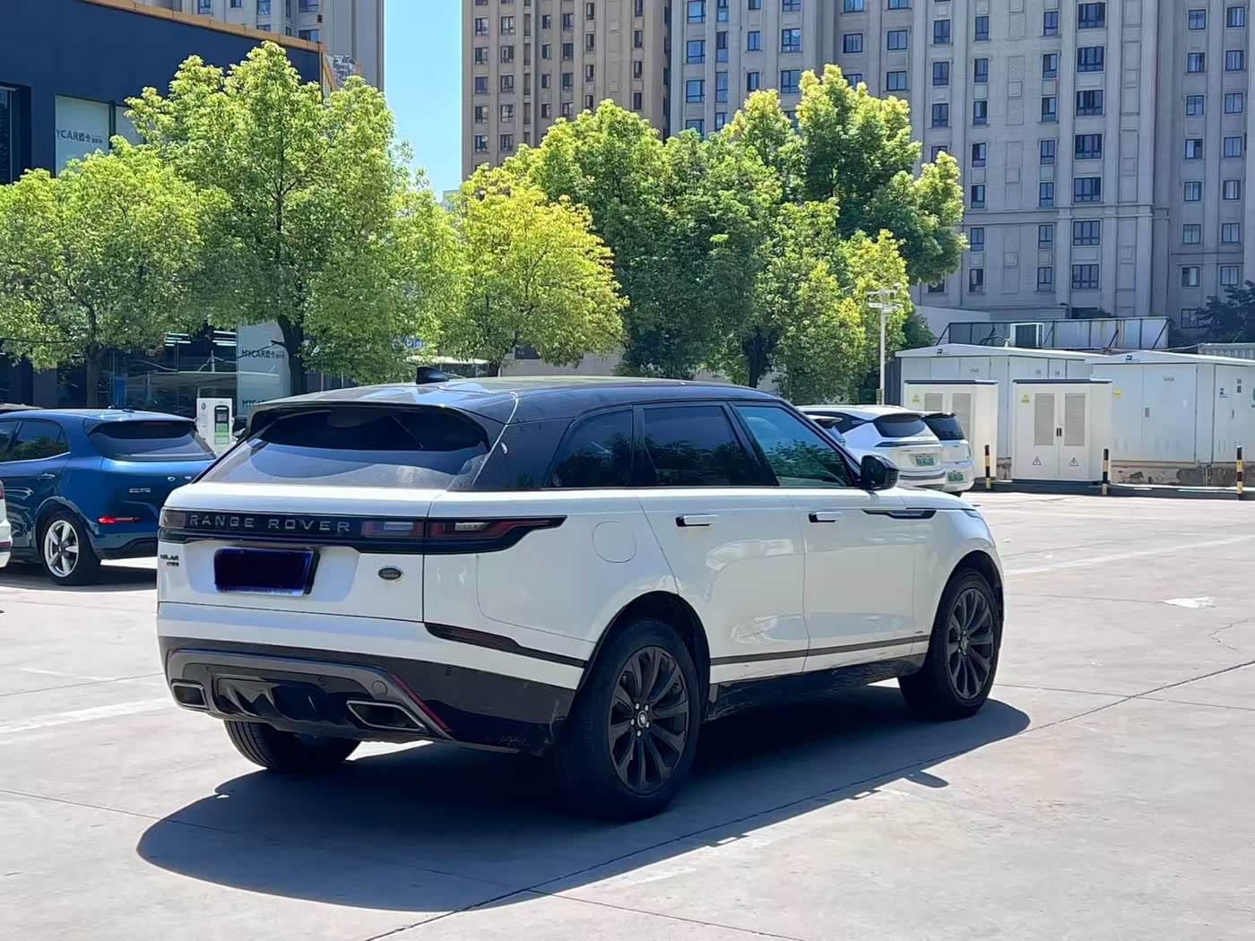 Land Rover Range Rover Velar 2020 — Фото 12/12