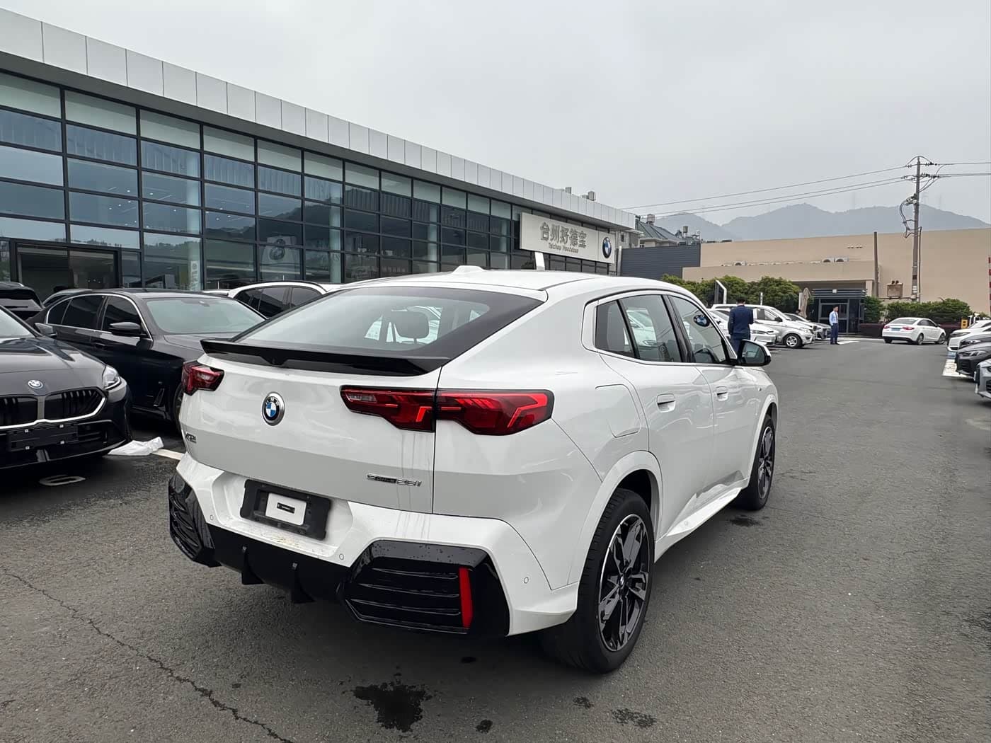 BMW X2 2025 — Фото 7/10