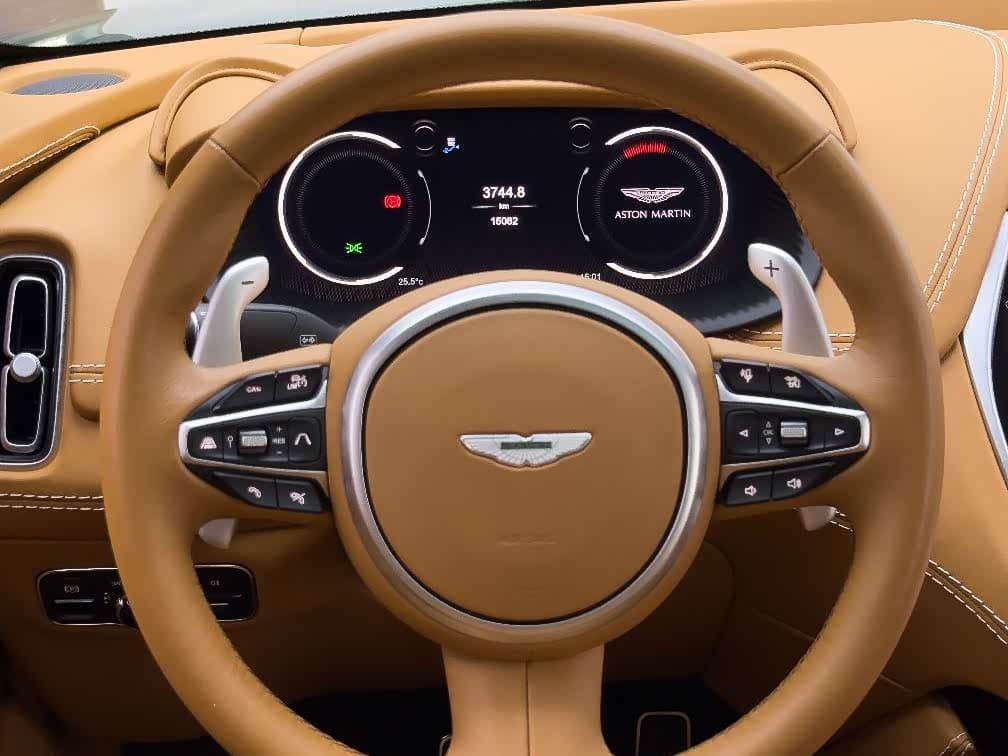 Aston Martin DBX 2023 — Фото 20/20