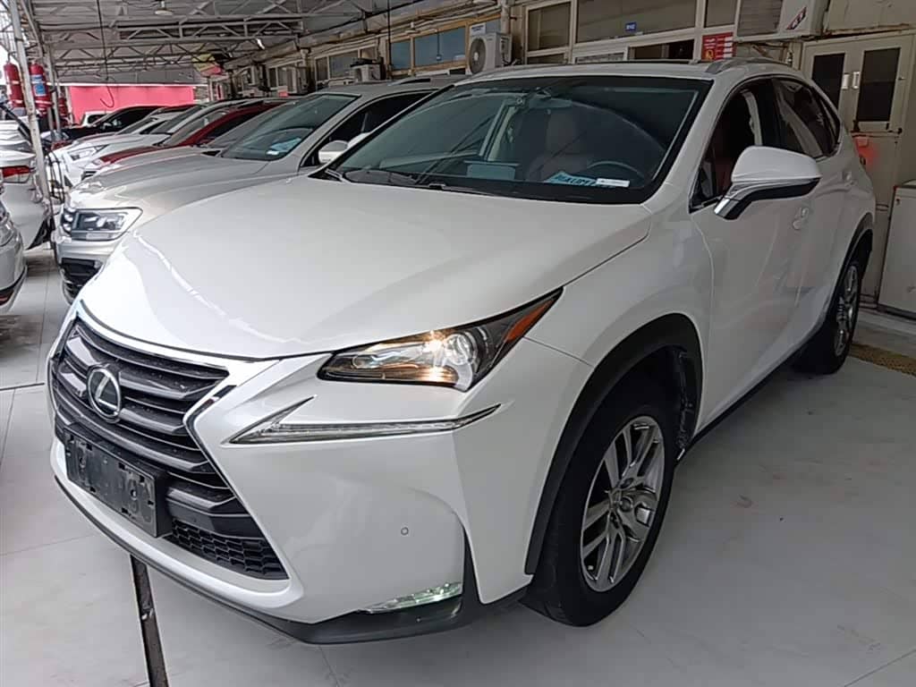 Lexus NX, 2015