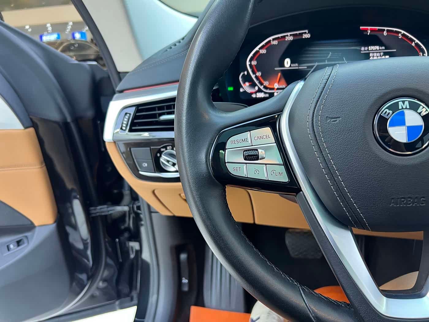 BMW 6 Series GT 2024 — Фото 13/20