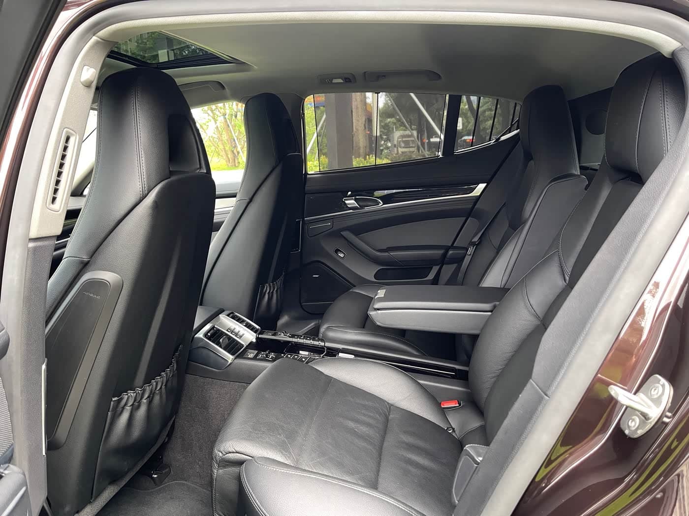 Porsche Panamera 2016 — Фото 6/16