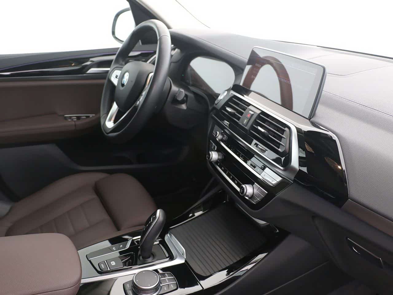 BMW X3 2021 — Фото 12/13