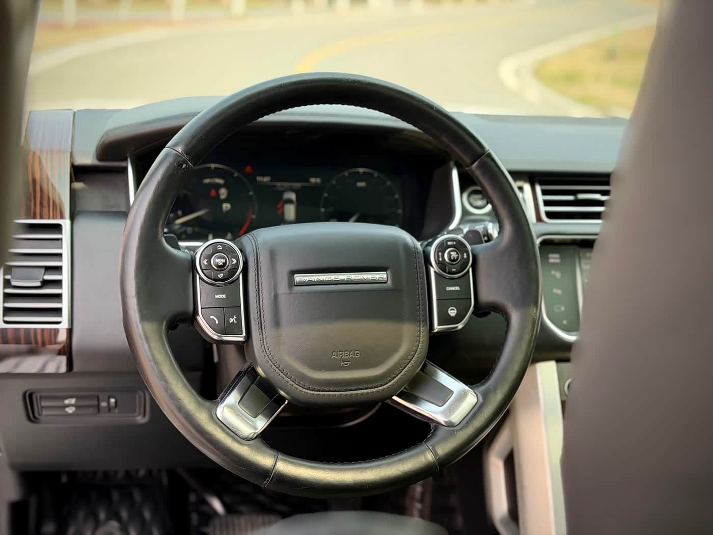 Land Rover Range Rover 2015 — Фото 12/19