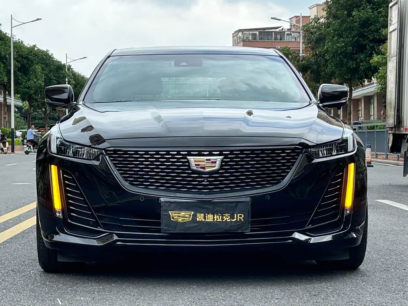 Cadillac CT5 2022 — Фото 2/20