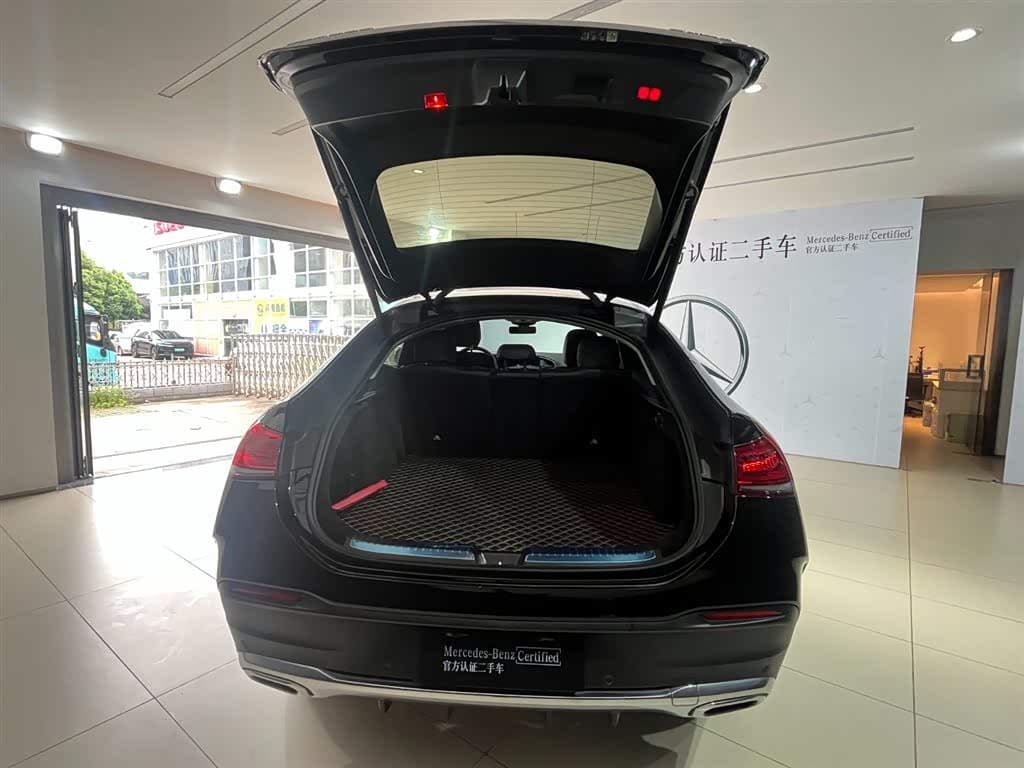 Mercedes-Benz GLE Coupe 2023 — Фото 8/18
