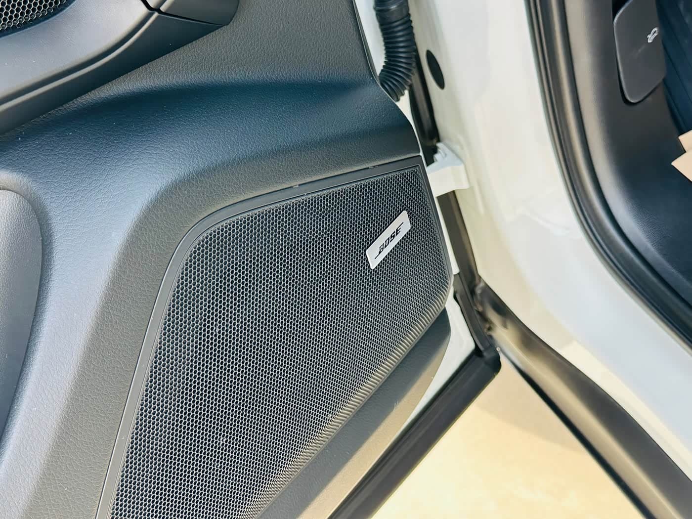 Porsche Cayenne 2024 — Фото 12/20