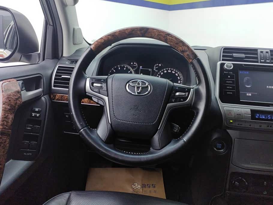 Toyota Prado 2019 — Фото 15/16