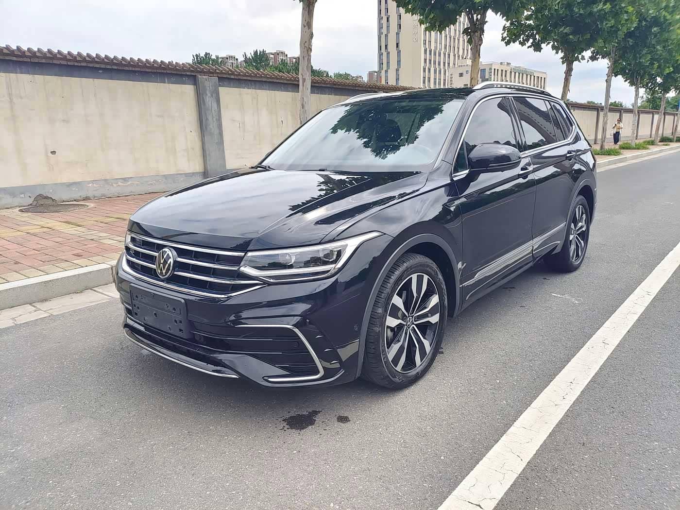 Volkswagen Tiguan L, 2021