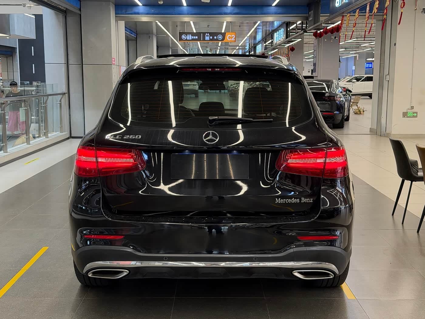Mercedes-Benz GLC 2018 — Фото 8/10
