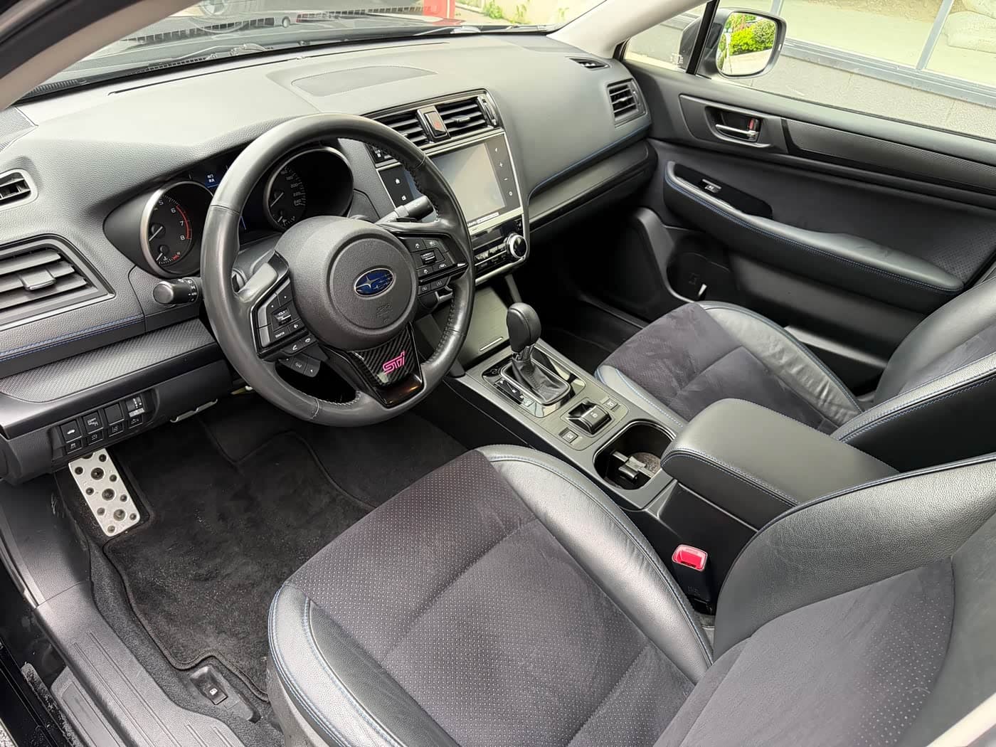 Subaru Legacy 2022 — Фото 12/20