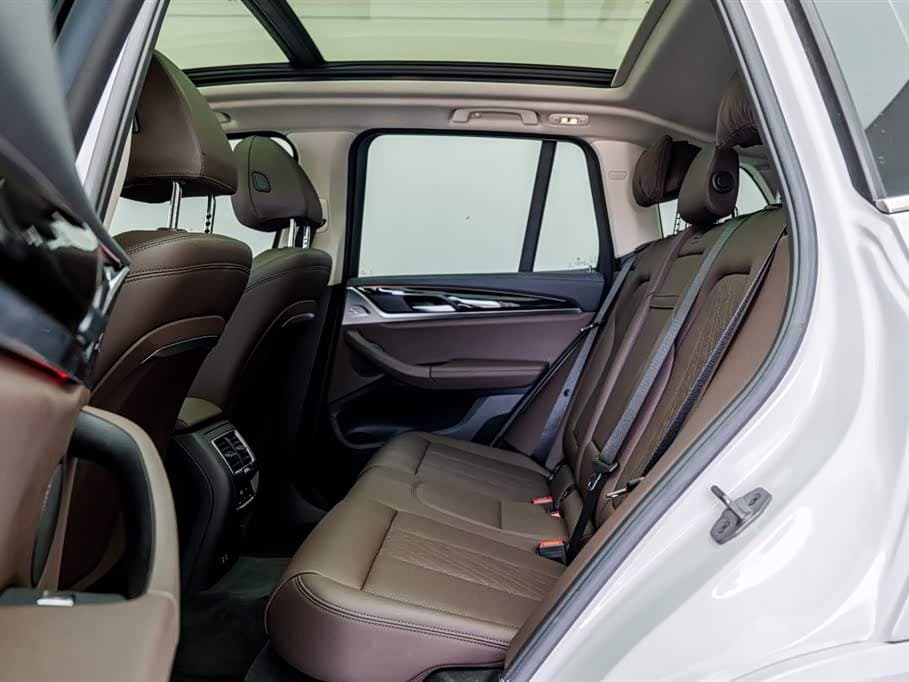 BMW X3 2024 — Фото 12/20