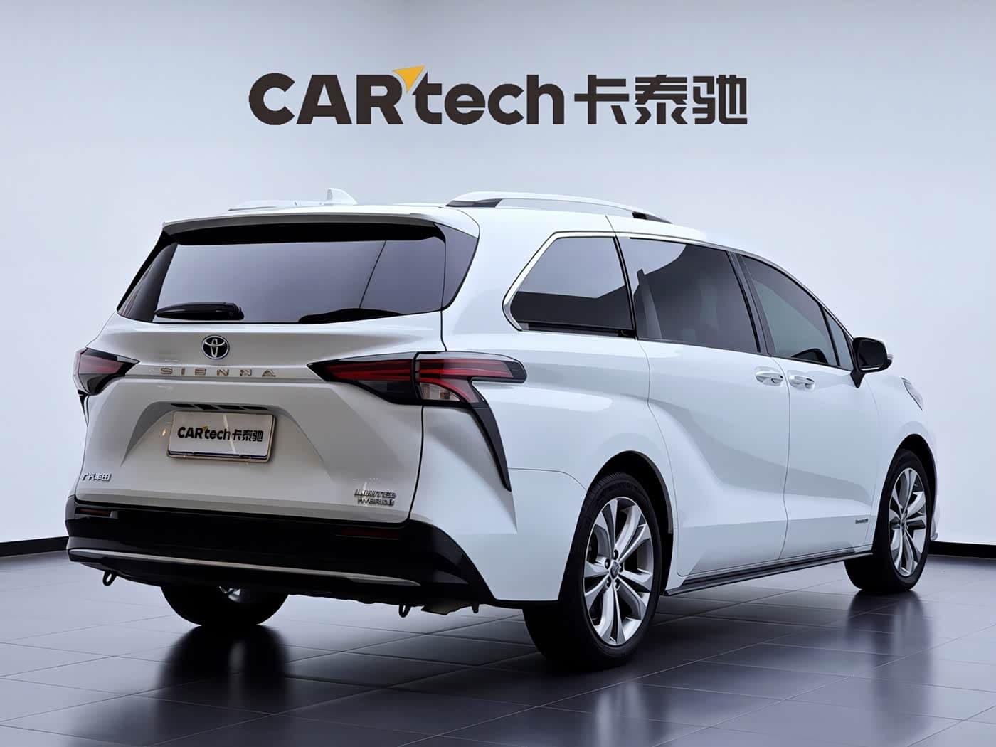 Toyota Sienna 2023 — Фото 5/20