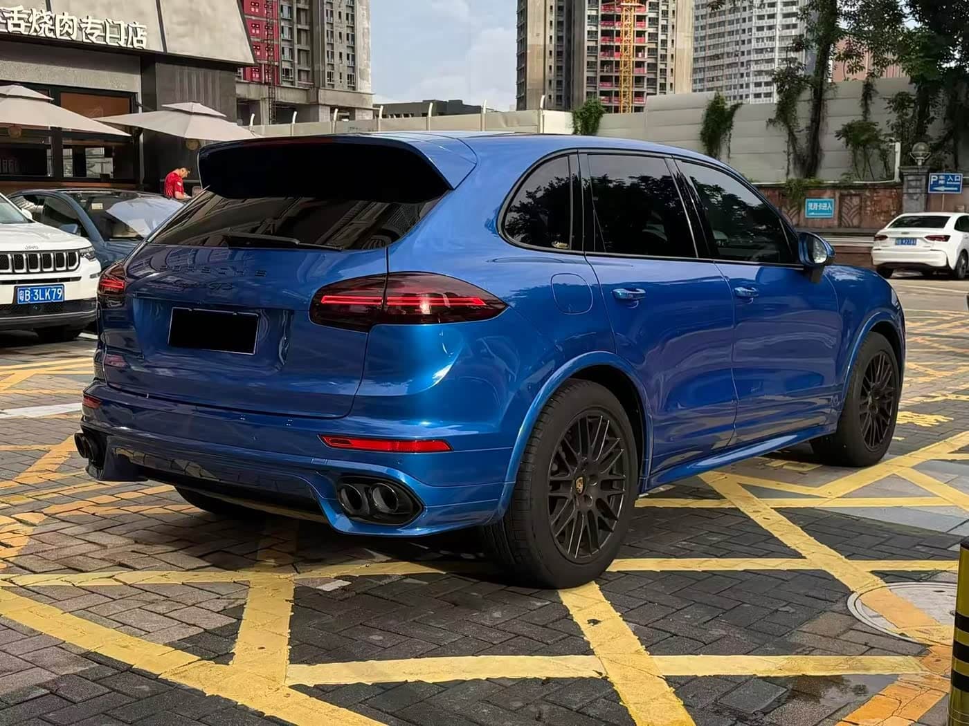 Porsche Cayenne 2016 — Фото 9/20
