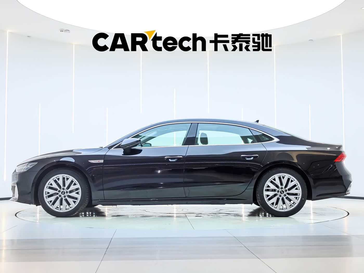 Audi A7L 2024 — Фото 6/20