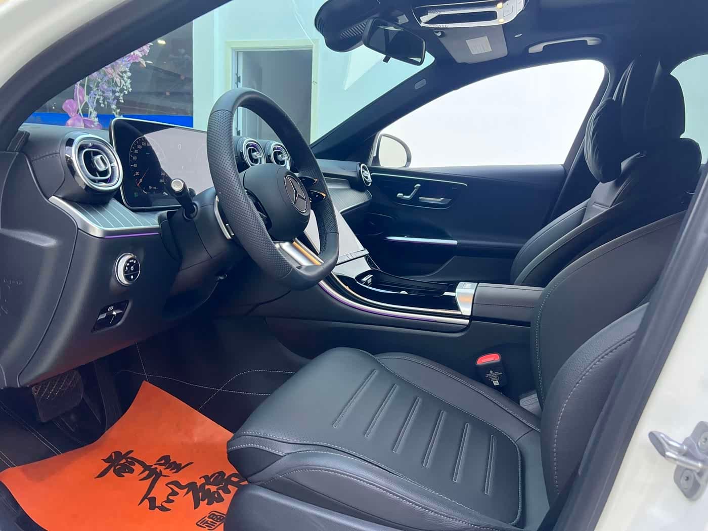 Mercedes-Benz C-Class 2025 — Фото 14/20