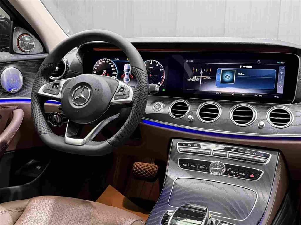 Mercedes-Benz E-Class 2018 — Фото 10/12