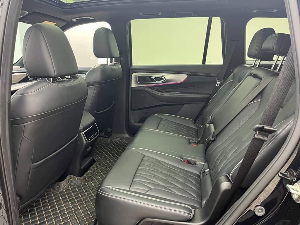 GAC Trumpchi Trumpchi GS8 2023 — Фото 5/13