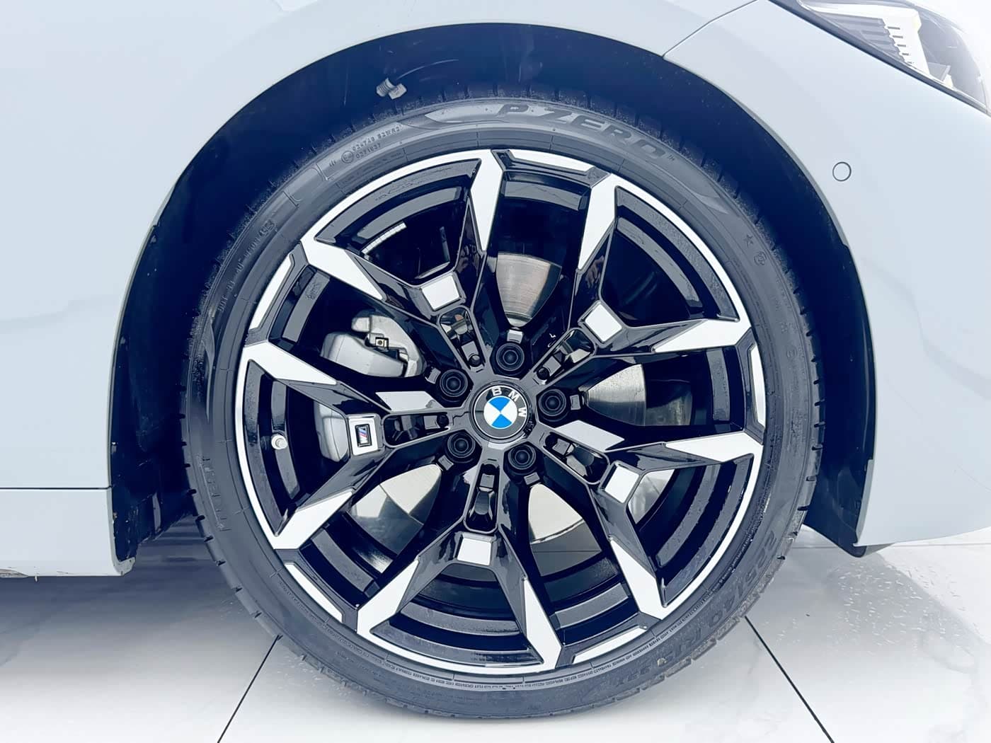 BMW 4 Series 2024 — Фото 19/20