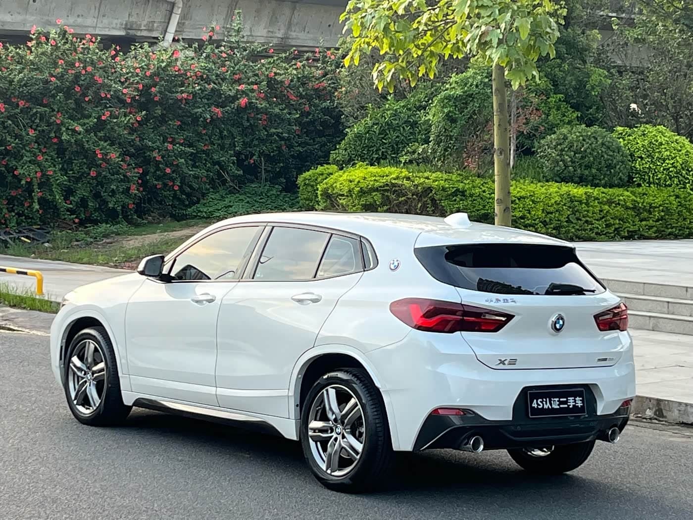 BMW X2 2023 — Фото 4/20