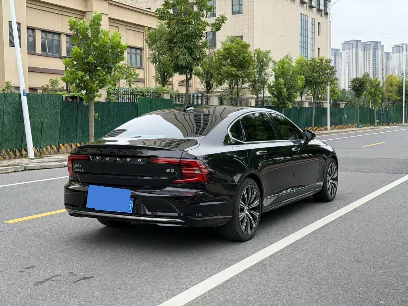 Volvo S90 2022 — Фото 9/9