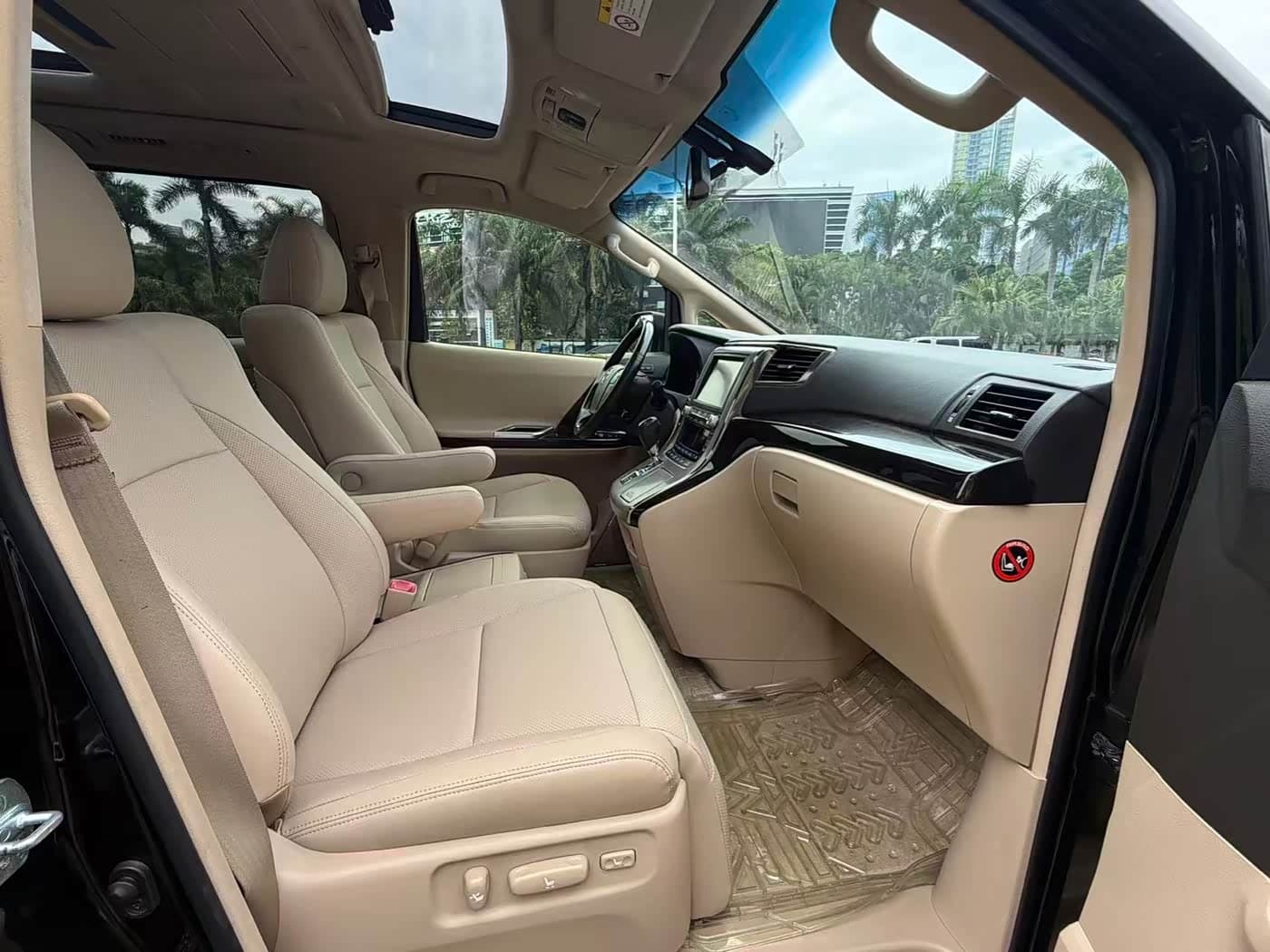 Toyota Alphard 2012 — Фото 14/16