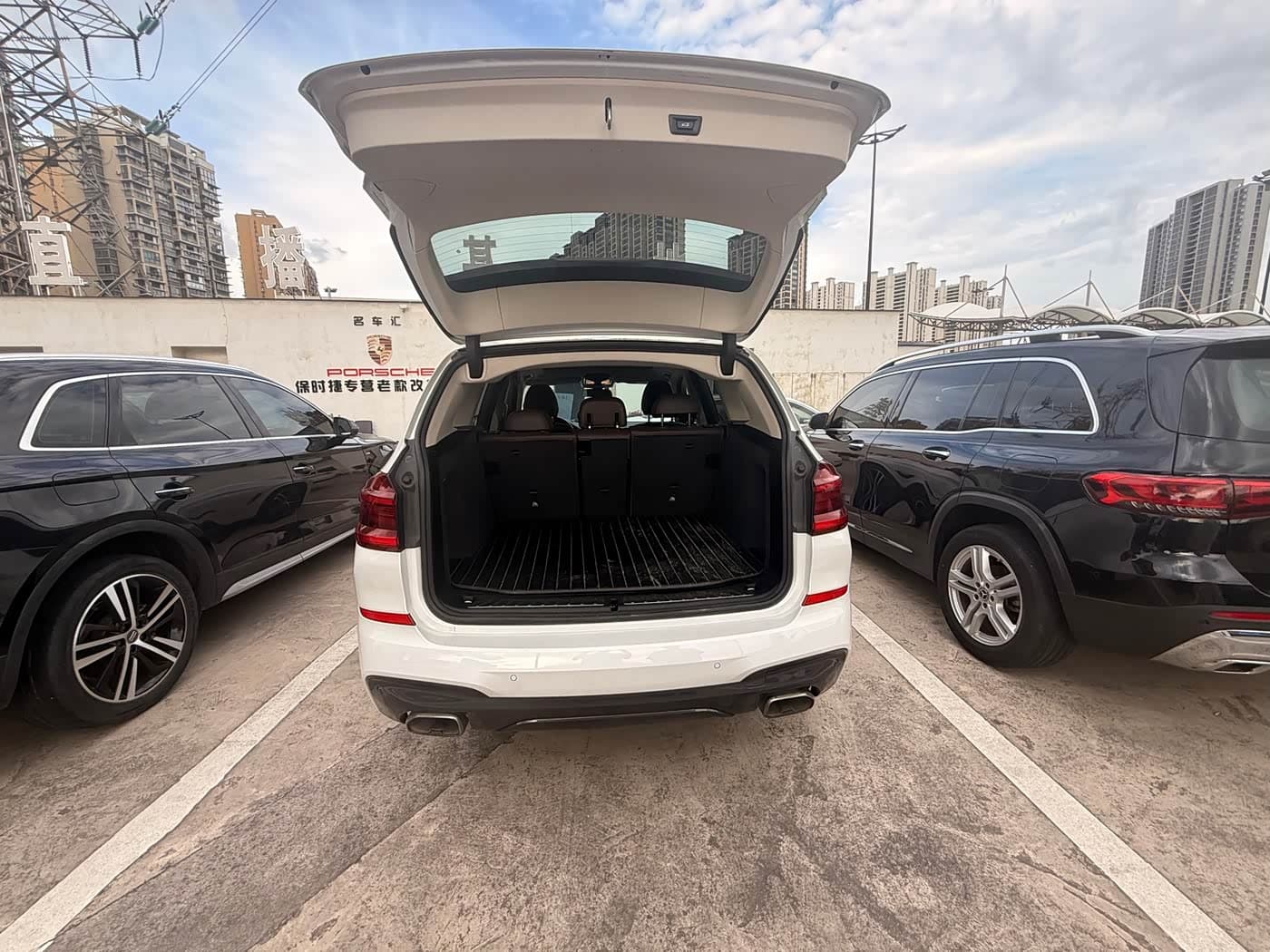 BMW X3 2018 — Фото 9/20