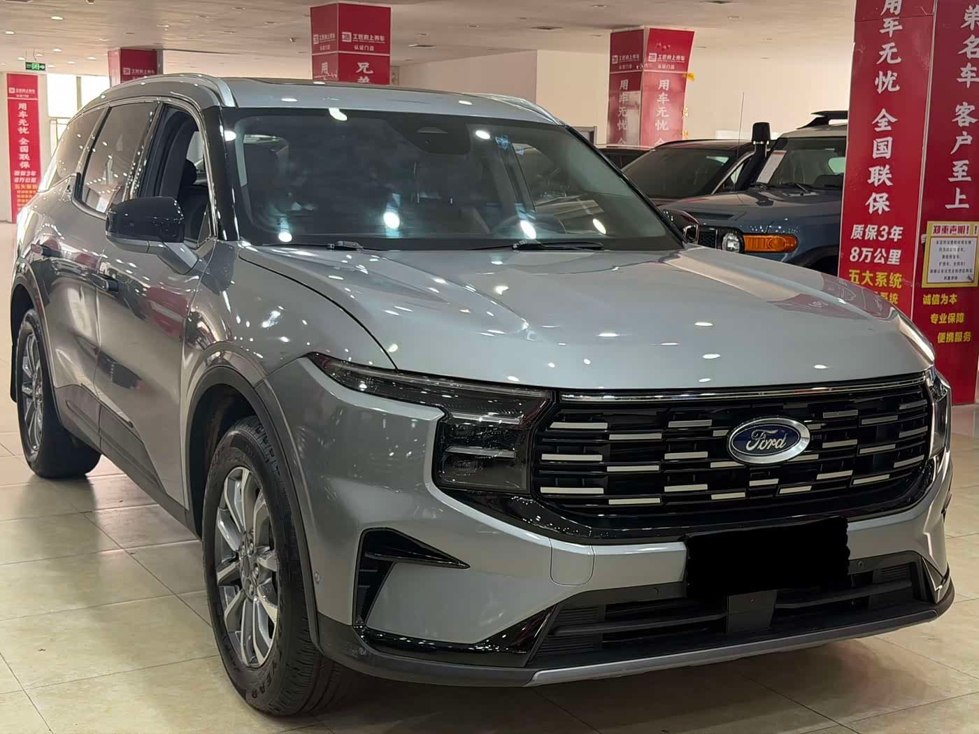 Ford Edge 2025 — Фото 3/9
