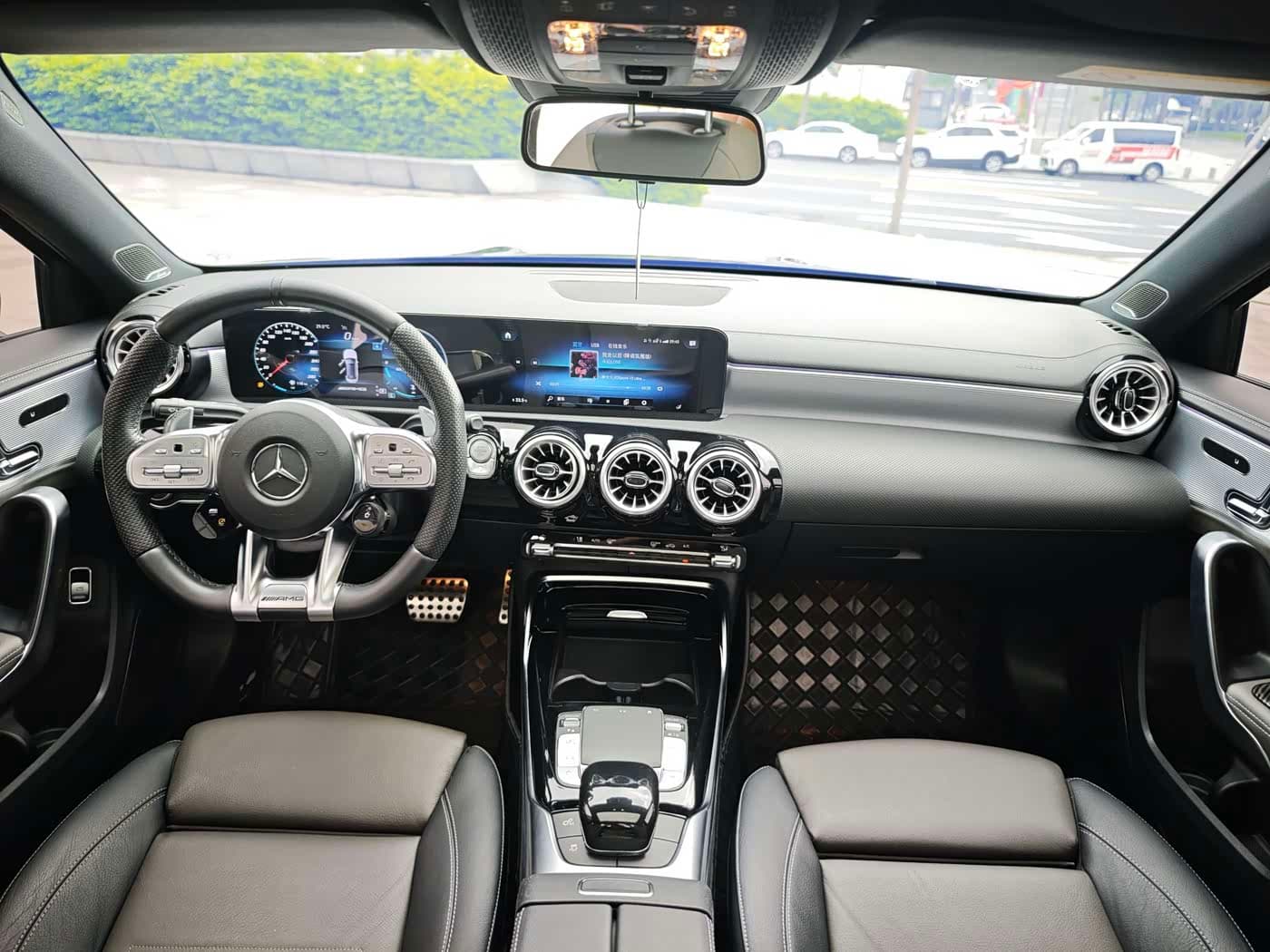 Mercedes-Benz A-Class AMG 2023 — Фото 7/20