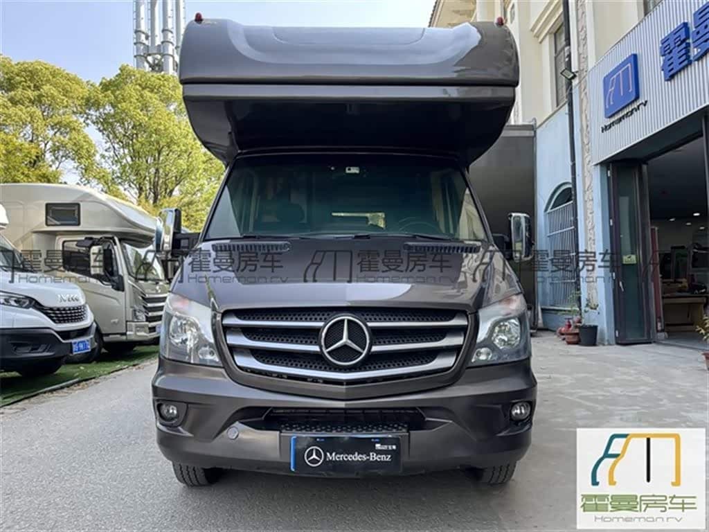 Zhongyi Motorhome Sprinter RV 2016 — Фото 3/20